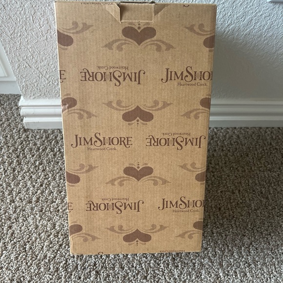 Jim Shore ~ Silent Night~ Angel with Nativity Scene - Picture 8 of 8